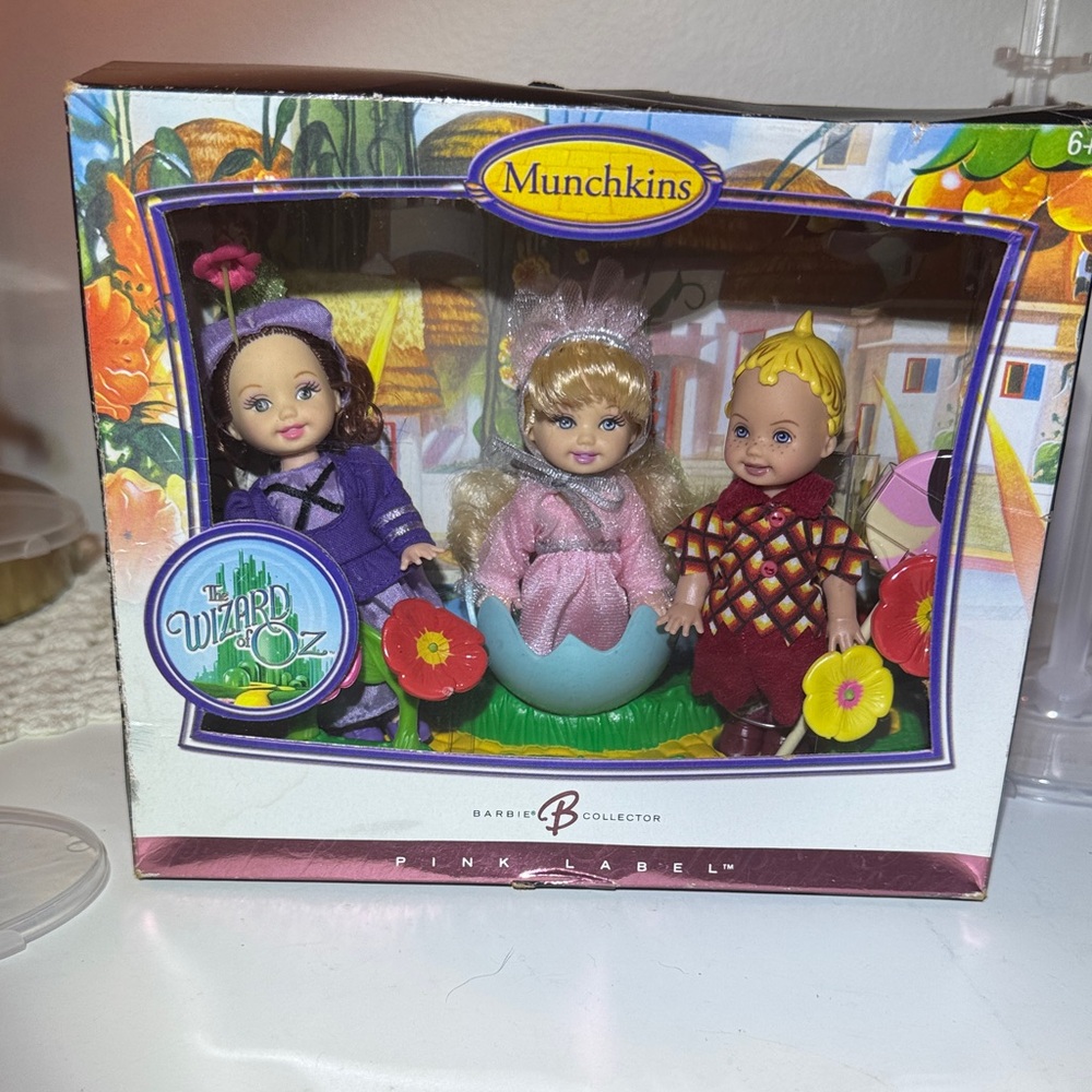 Munchkin Wizard of Oz Doll Trio - Purple, Pink, Red
